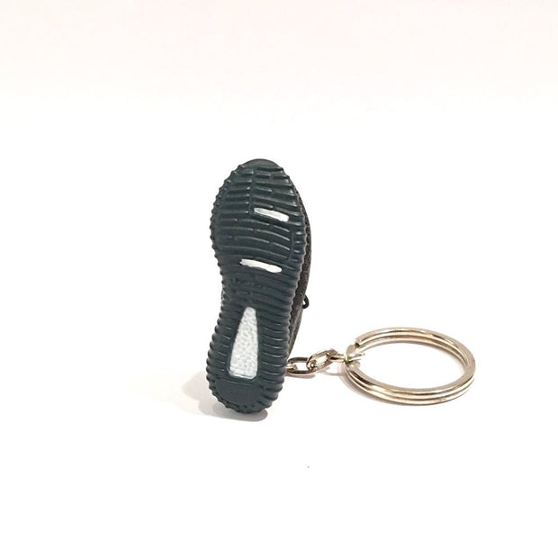 YZY Boost 350 V1 Pirate Black 3D Keychain - 3D Kicks Tech