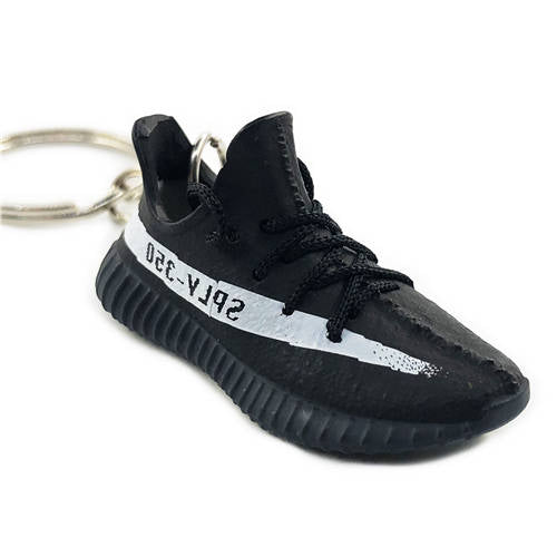 Yeezy 350 Boost Supreme - Sneakers 3D Keychain